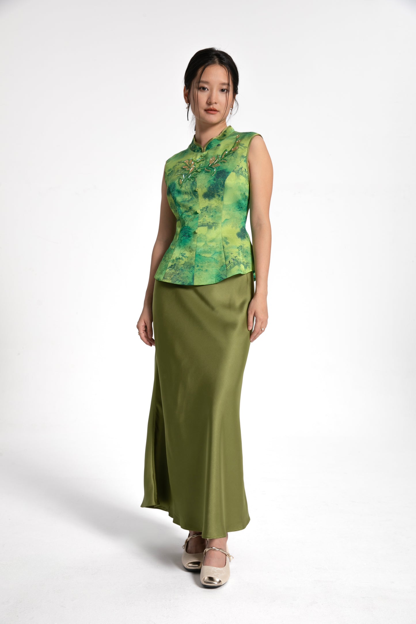 Embroidered Watercolour New Chinese Style Suit