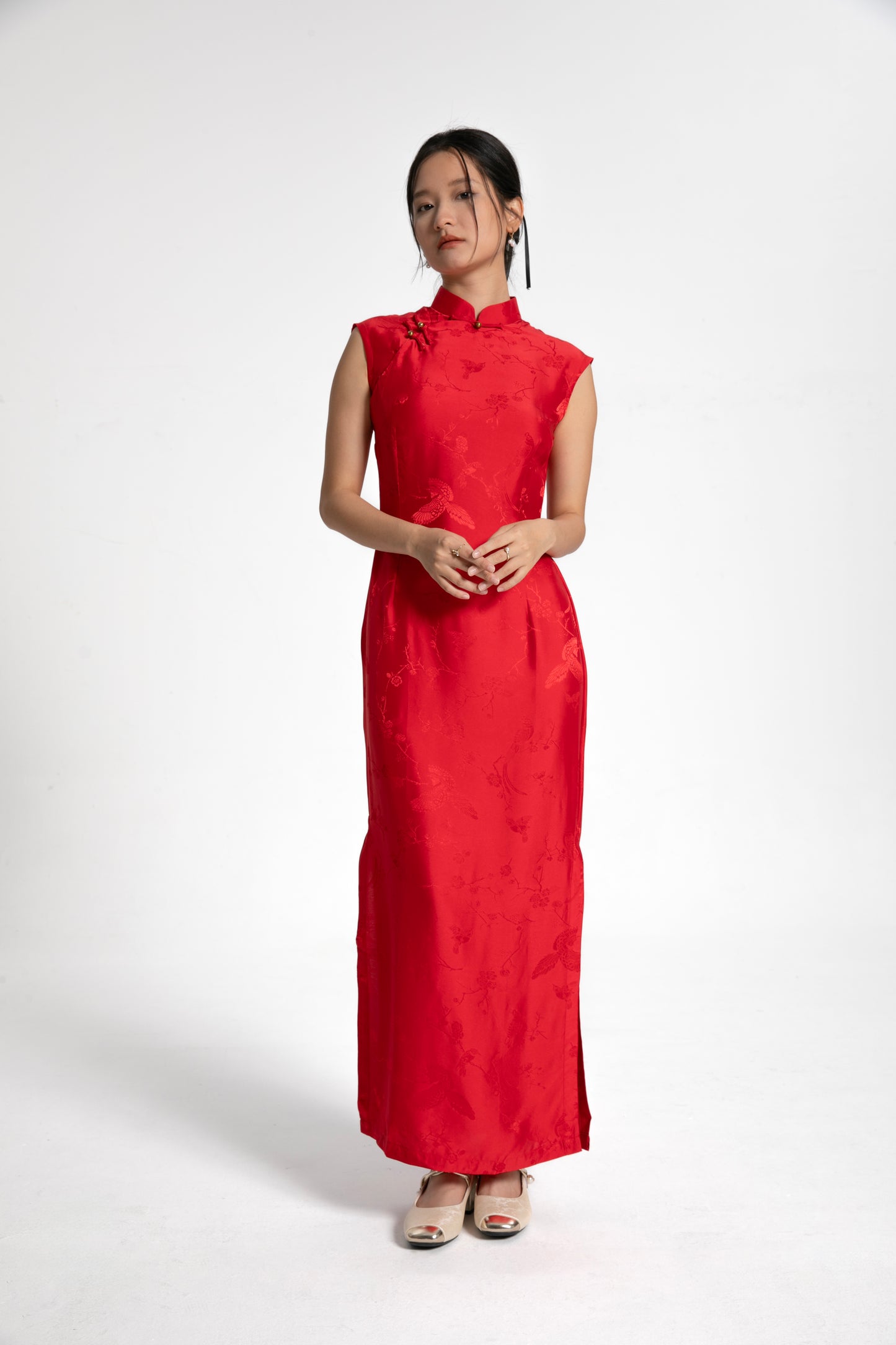 Red Mulberry Silk Cheongsam / Qipao