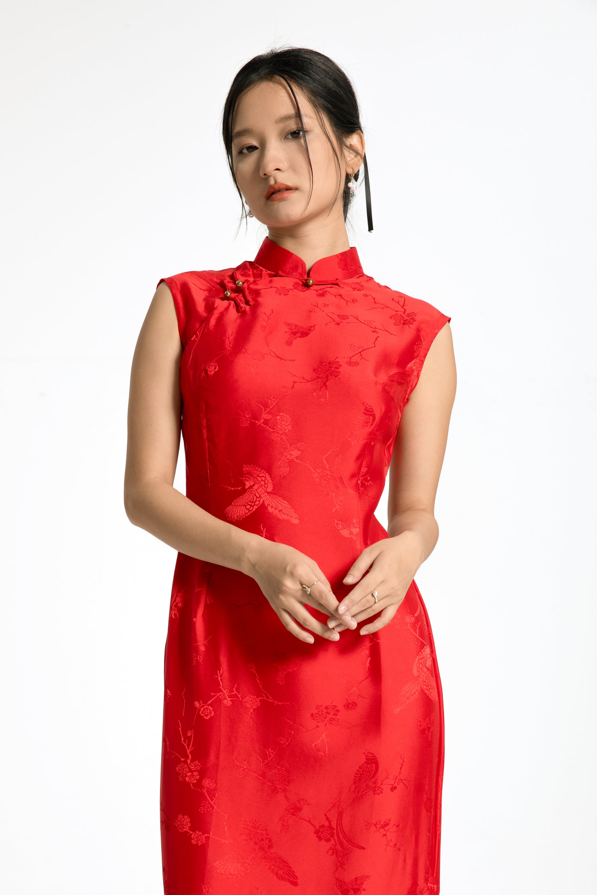 Red Mulberry Silk Cheongsam / Qipao
